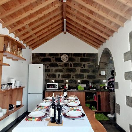 Basaltic Guest House Achadinha Eksteriør billede