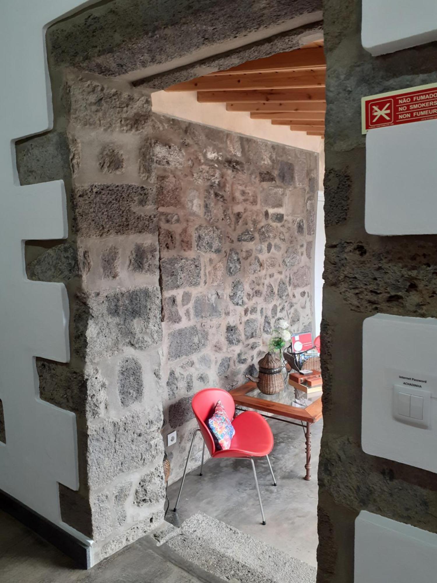 Basaltic Guest House Achadinha Eksteriør billede