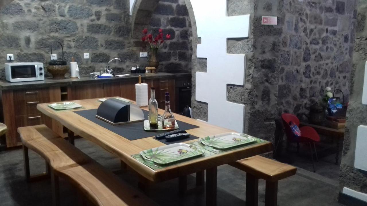 Basaltic Guest House Achadinha Eksteriør billede