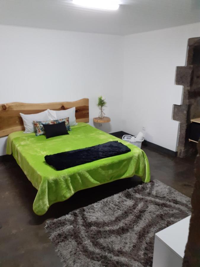 Basaltic Guest House Achadinha Eksteriør billede